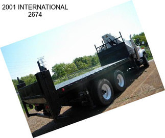 2001 INTERNATIONAL 2674