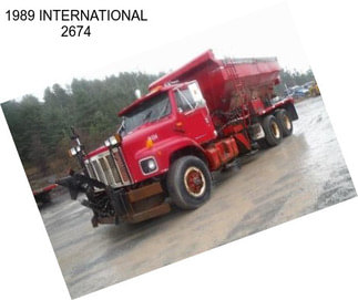 1989 INTERNATIONAL 2674