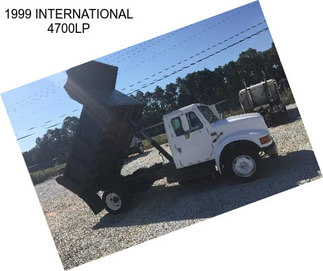 1999 INTERNATIONAL 4700LP