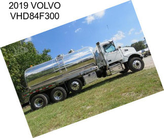 2019 VOLVO VHD84F300