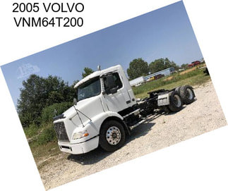 2005 VOLVO VNM64T200