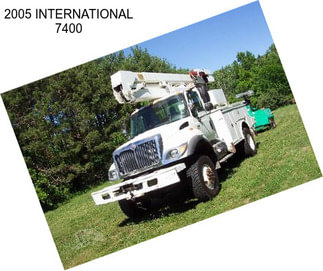 2005 INTERNATIONAL 7400