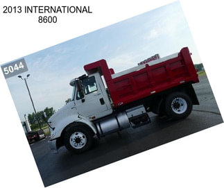 2013 INTERNATIONAL 8600