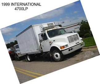 1999 INTERNATIONAL 4700LP