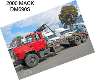 2000 MACK DM690S