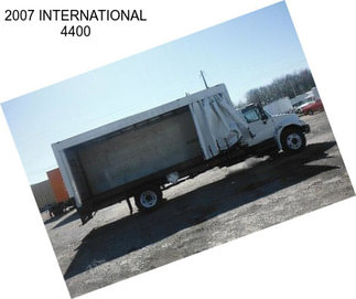 2007 INTERNATIONAL 4400