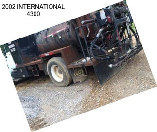 2002 INTERNATIONAL 4300