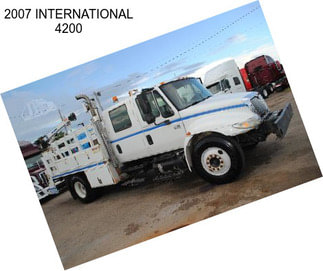 2007 INTERNATIONAL 4200