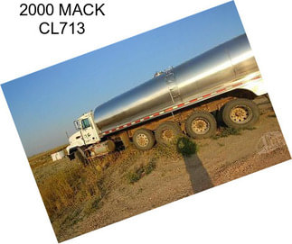 2000 MACK CL713