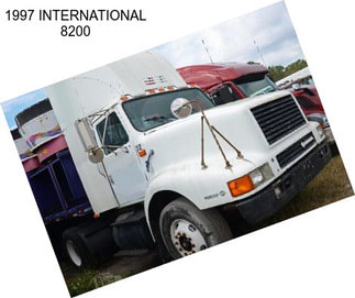 1997 INTERNATIONAL 8200