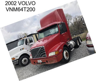 2002 VOLVO VNM64T200