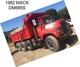 1982 MACK DM685S