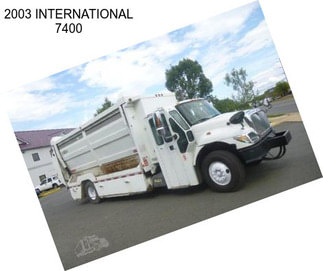 2003 INTERNATIONAL 7400