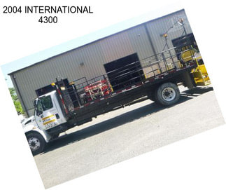 2004 INTERNATIONAL 4300