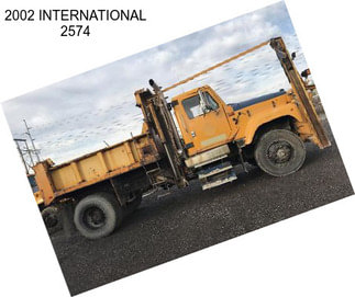 2002 INTERNATIONAL 2574