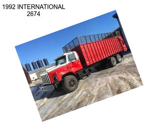 1992 INTERNATIONAL 2674