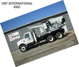 1997 INTERNATIONAL 4900