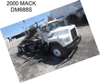 2000 MACK DM688S