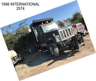 1998 INTERNATIONAL 2574