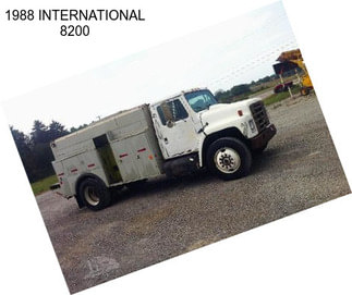 1988 INTERNATIONAL 8200