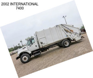 2002 INTERNATIONAL 7400