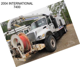 2004 INTERNATIONAL 7400