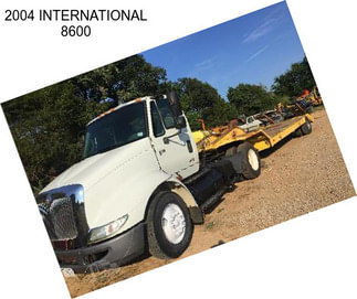 2004 INTERNATIONAL 8600