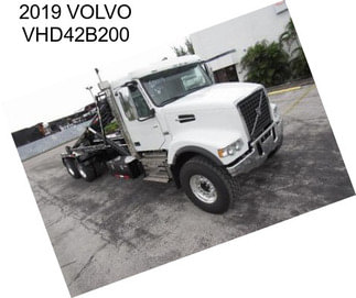 2019 VOLVO VHD42B200