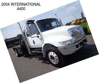 2004 INTERNATIONAL 4400