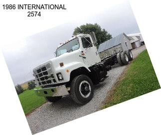 1986 INTERNATIONAL 2574