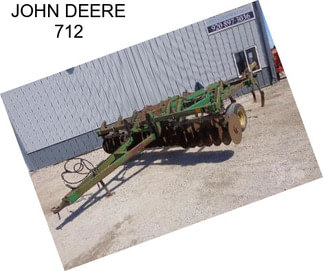 JOHN DEERE 712