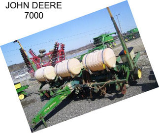 JOHN DEERE 7000