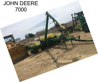 JOHN DEERE 7000