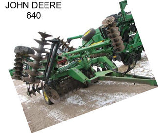 JOHN DEERE 640