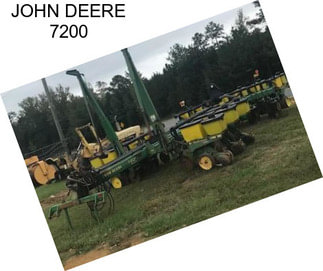 JOHN DEERE 7200