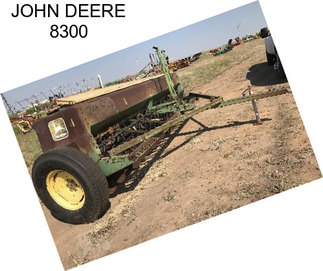 JOHN DEERE 8300