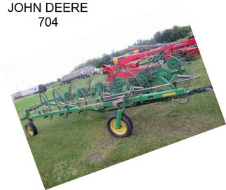 JOHN DEERE 704