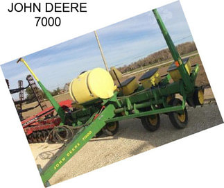 JOHN DEERE 7000