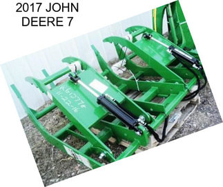 2017 JOHN DEERE 7