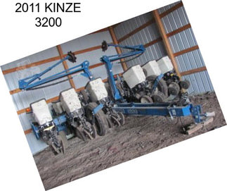 2011 KINZE 3200