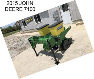 2015 JOHN DEERE 7100