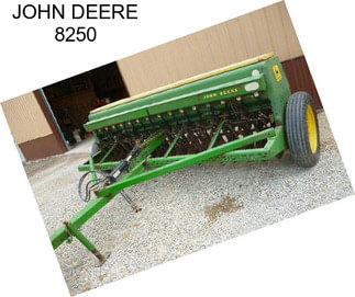 JOHN DEERE 8250