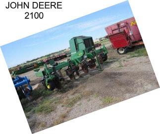 JOHN DEERE 2100