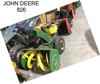 JOHN DEERE 826