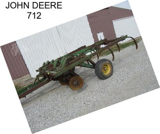 JOHN DEERE 712