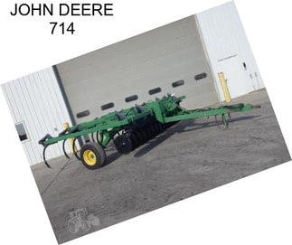 JOHN DEERE 714