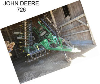 JOHN DEERE 726