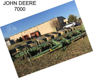 JOHN DEERE 7000