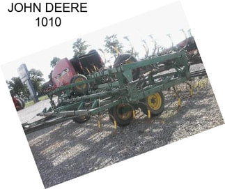 JOHN DEERE 1010