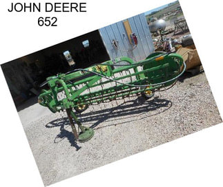 JOHN DEERE 652